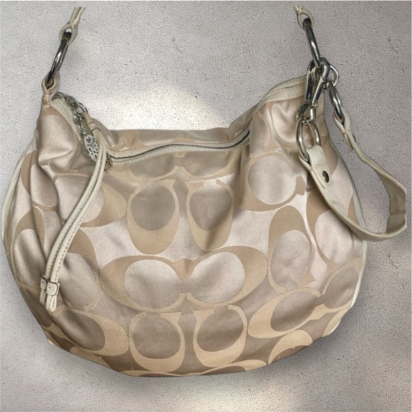 COACH ALI SIGNATURE SATEEN HOBO - Picture 1 of 13